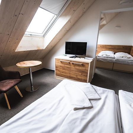 Hotel Moninec - Depandance Nova Javorka Экстерьер фото