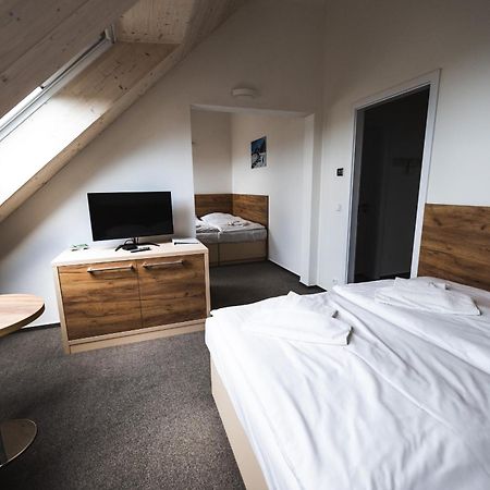 Hotel Moninec - Depandance Nova Javorka Экстерьер фото